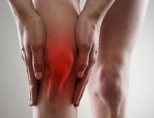 Eficacia y seguridad del bloqueo del nervio safeno guiado por ultrasonido en pacientes con dolor crónico de rodilla